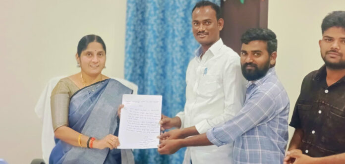 పరకాల మున్సిపాలిటీలో బోగస్ ఓట్లను తొలగించాలి: సీపీఐ(ఎం)