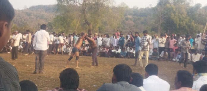 క్రీడలతో సంపూర్ణ ఆరోగ్యం: సర్పంచ్