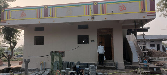 పడంపల్లిలో ముమ్మురంగా ఇందిరమ్మ ఇండ్ల నిర్మాణాలు