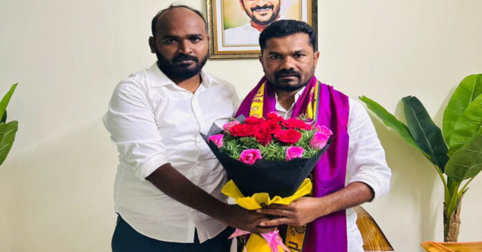 Efforts should be made to establish a degree college in Jannaram.