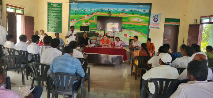 Ensure that the schemes reach the farmers