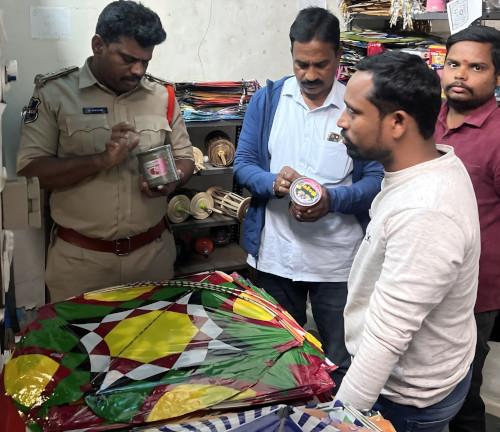 జిల్లా వ్యాప్తంగా చైనా మాంజా విక్రయాలపై విస్తృత తనిఖీలు