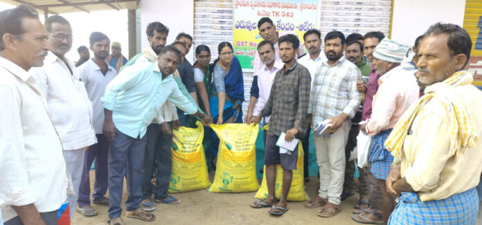 Fertilizer sales point opens in Aleru