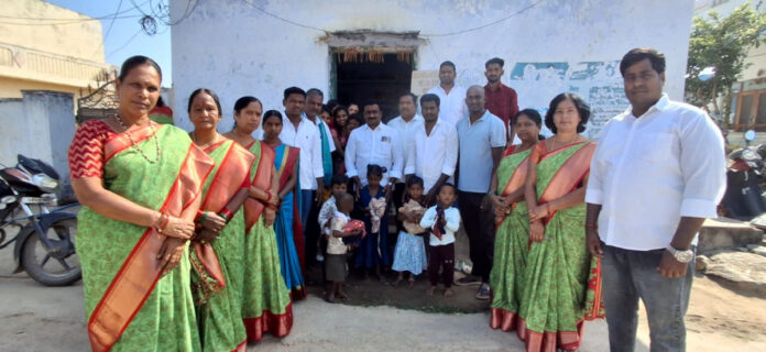 Free clothing distribution in Anganwadi