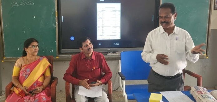 నిరంతర కృషితో సత్ఫలితాలు సాధించాలి: ఎంఈఓ