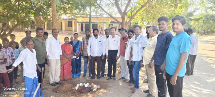 ప్రహరీ గోడ నిర్మాణానికి భూమి పూజ