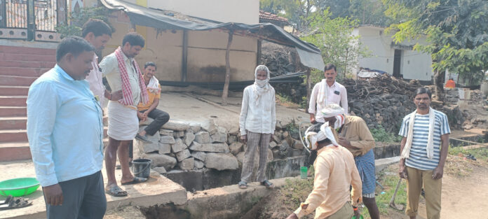 ప్రజాసేవలో హంగర్గ సర్పంచ్