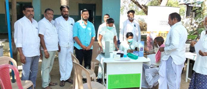 ఉచిత ఆరోగ్య క్యాంపుకు భారీ స్పందన