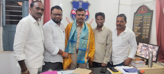 Former BRS leaders congratulate SI