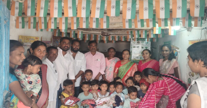 విద్యార్థులకు పౌష్టిక ఆహారం అబదించే విషయంలో జాగ్రత్తలు వహించాలి