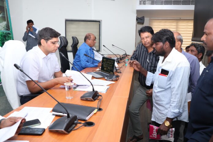 90 applications in Prajavani