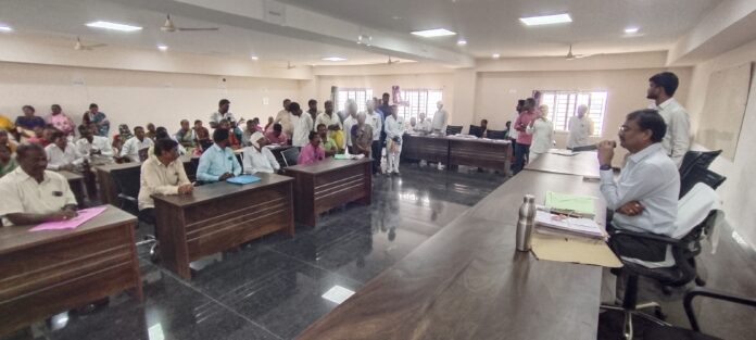 భూనిర్వాసితులు అభ్యంతరాలు ఉంటే చెప్పండి