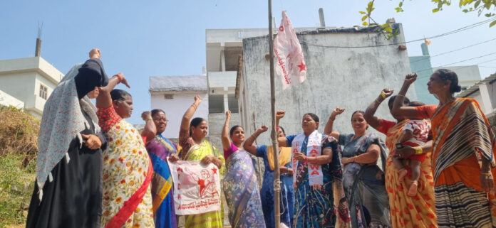 Indian flag unveiled in Wanaparthy
