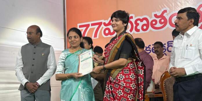 కింగ్ కోఠి జిల్లా ఆస్పత్రికి ప్రశంసా పత్రాల వెల్లువ