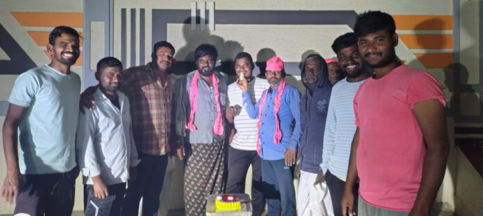 Komrewars birthday celebrated with grandeur