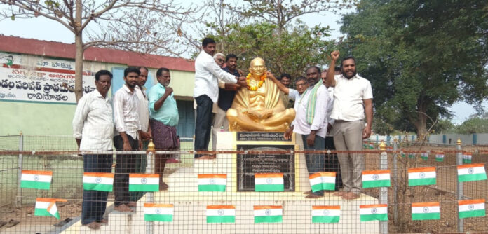 గ్రామీణ ఉపాధి హామీ చట్టాన్ని కాపాడుకుందాం