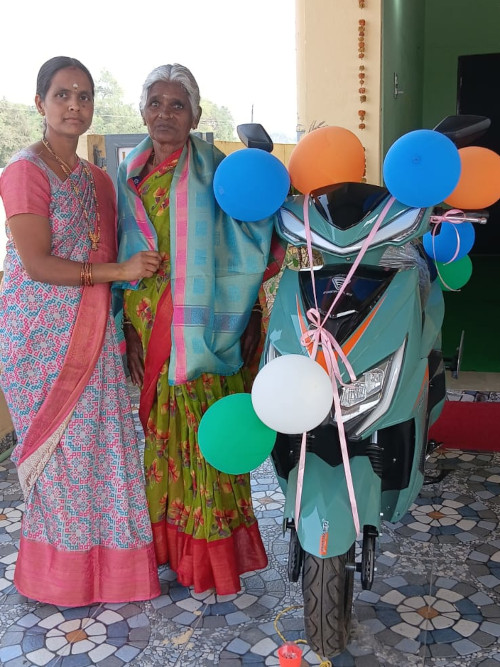 లక్కీ డ్రా విజేత శ్రీష్టిక