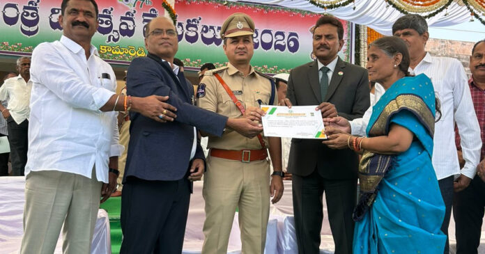 ఇందిరమ్మ ఇండ్ల నిర్మాణంలో ఎంపీడీవో రాణి కృషి అభినందనీయం