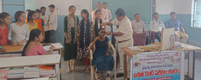 బడి పిల్లలకు వైద్య పరీక్షలు