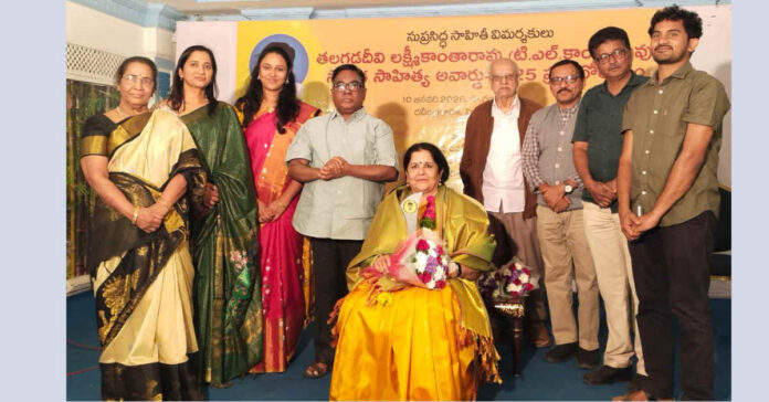 తెలుగు సాహిత్యానికి దొరికిన డెల్ స్పెండర్స్ మృణాళిని