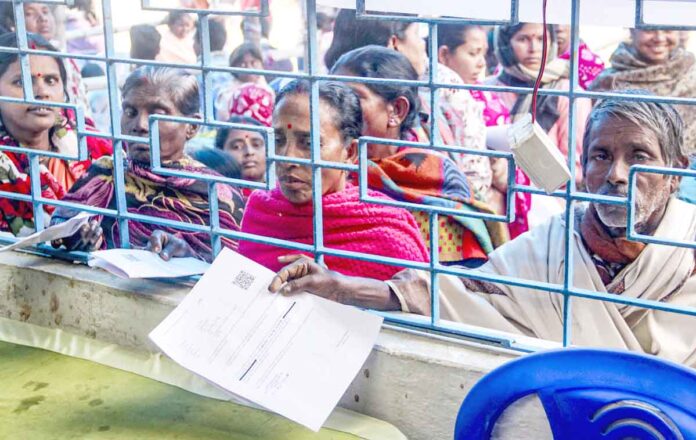 పట్టణ ప్రాంతాల్లో స్పందన అంతంతే