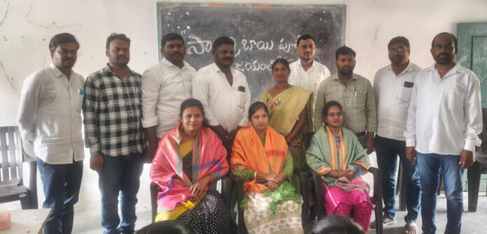 మహిళల చైతన్యానికి చదువే ఆయుధం