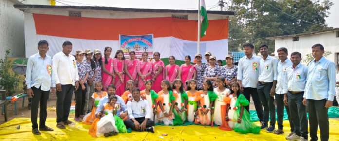 గ్రామాల్లో ఘనంగా గణతంత్ర దినోత్సవ వేడుకలు