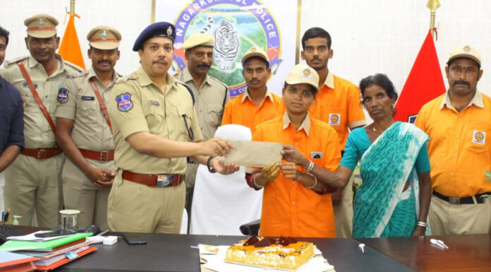 పోలీస్ పెట్రోల్ పంప్ సిబ్బందికి వేతనం పెంపు