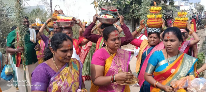 పెర్కిట్ లో ఘనంగా సమ్మక్క–సారక్క జాతర ఉత్సవాలు