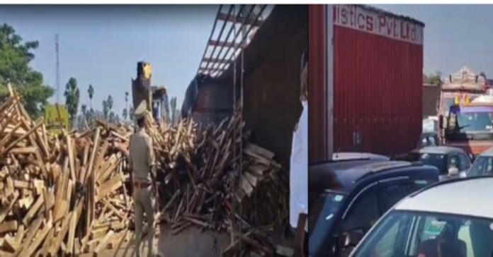 కట్టెల లారీ బోల్తా.. హైదరాబాద్ విజయవాడ హైవేపై భారీగా ట్రాఫిక్ జామ్