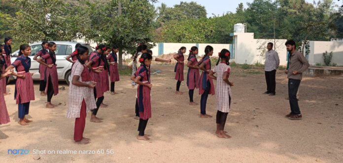 ఆత్మరక్షణ నైపుణ్యాలతో బాలికల్లో సెల్ఫ్ కాన్ఫిడెన్స్