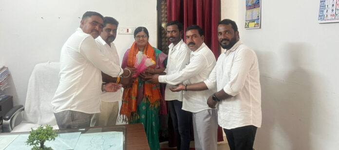 Sitaypet Sarpanch meets Tahsildar Shantanu