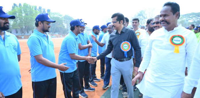 క్రీడలతో పోటీ తత్వం, స్పూర్తి పెంపొందుతాయి