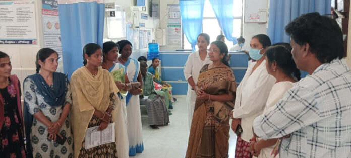 ప్రభుత్వాస్పత్రిలో కాన్పులు జరిగేలా చర్యలు తీసుకోవాలి