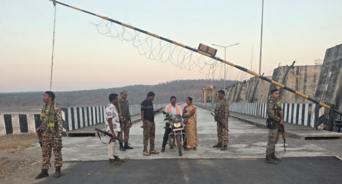 Strict action will be taken against those involved in gambling and cockfighting: SI