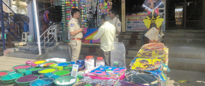 చైనా మాంజా అమ్మితే కఠిన చర్యలు: ఎస్సై