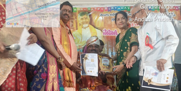 Sudhakar receives Akshara Praveena National Award