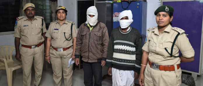 పులిని చంపిన నిందితులు అరెస్ట్