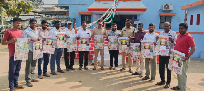 గొల్ల కురుమలు ఆర్థిక, రాజకీయ రంగాలలో ముందుండాలి