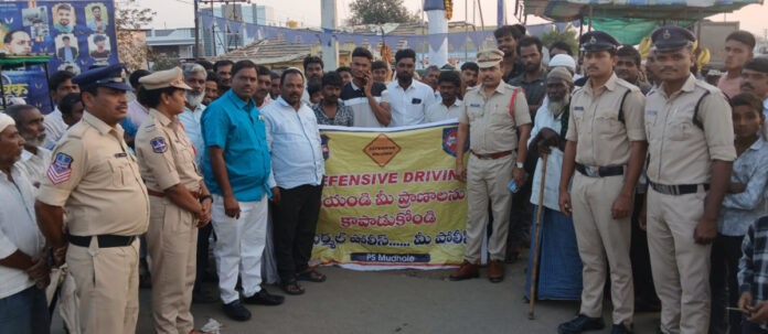 Traffic rules must be followed: CI Ravinder Naik
