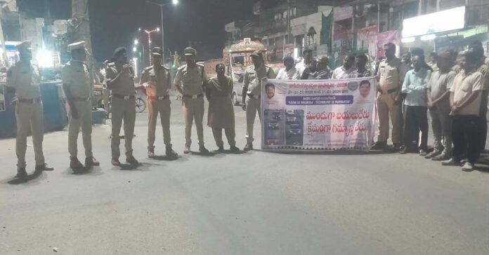 హెల్మెట్ ధరించని ప్రయాణం వద్దు