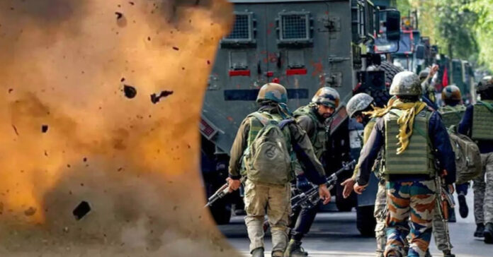 కర్రెగుట్టల్లో వరుసగా పేలిన ఐఈడీలు..11 మంది జవాన్లకు గాయాలు