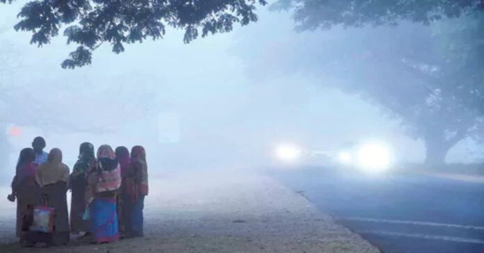 రికార్డు స్థాయికి పడిపోయిన ఉష్ణోగ్రతలు