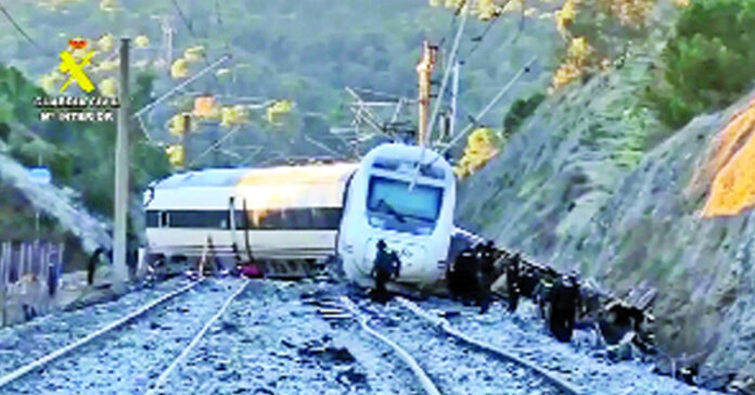 High speed trains collide in Spain