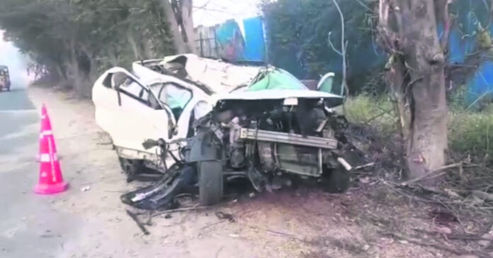 Four students died in a road accident.