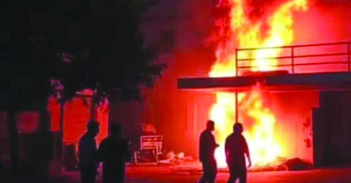 స్టీల్ప్లాంట్లో భారీ పేలుడు