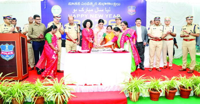 రాష్ట్ర పోలీసుల పనితీరుకు వెన్నుదన్నుగా మినిస్టీరియల్ స్టాఫ్