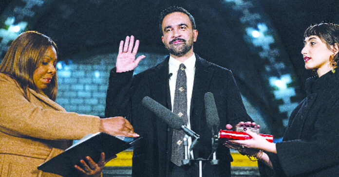 న్యూయార్క్ మేయర్గా మామ్దానీ ప్రమాణస్వీకారం