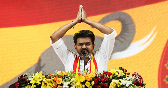 టీవీకే పార్టీ అధినేత విజయ్కు నోటీసులు