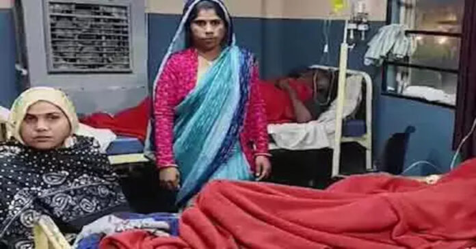 కలుషిత నీటితో 10 మంది మృతి